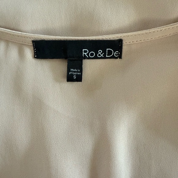 Ro & De Anthropologie Women’s Blush Sleeveless Faux Wrap Blouse Size S - Picture 6 of 7